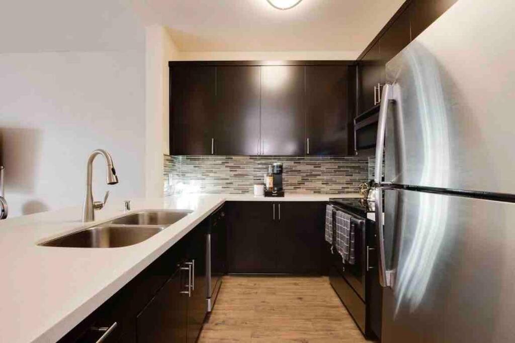 The Nest A Spacious 1 Bedroom Apartment With A Pool View Лос-Анджелес Экстерьер фото